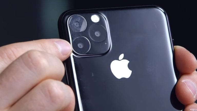 Vânzările de iPhone ar putea scădea cu până la 30% din cauza restricţiilor adoptate de Statele Unite