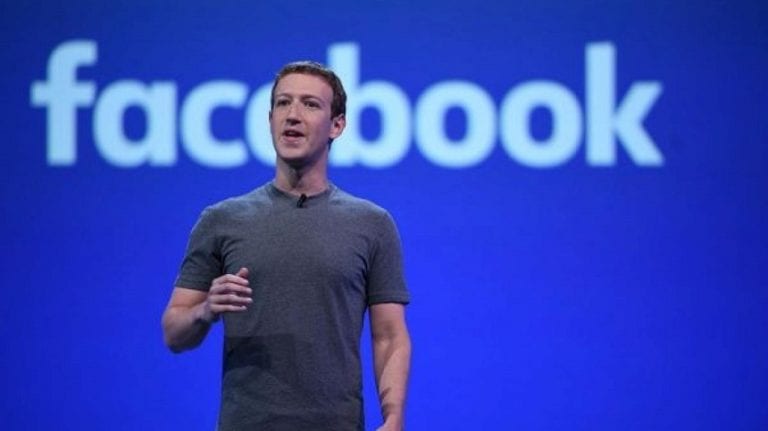 Mark Zuckerberg l-a avertizat pe preşedintele Trump în privinţa riscului pe care îl reprezintă companiile chineze de tehnologie pentru companiile americane – surse