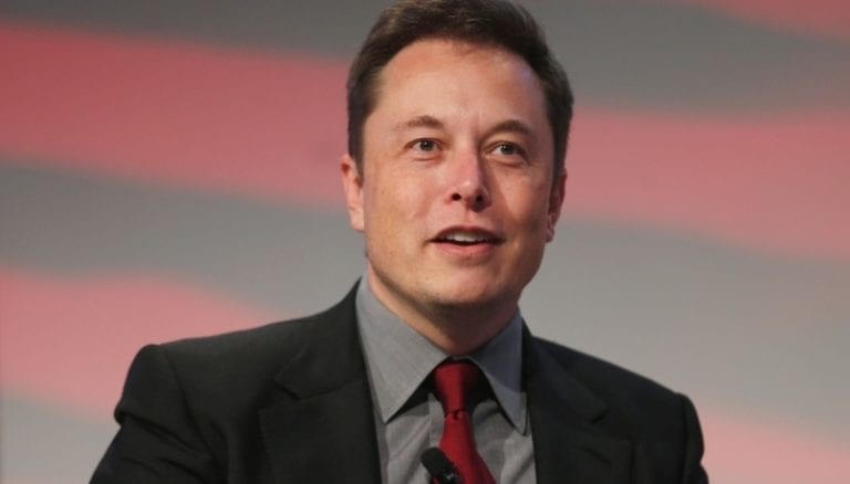 Elon Musk a pierdut marţi 16,3 mld. dolari după prăbuşirea acţiunilor Tesla