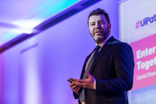 UiPath a inițiat procedurile de listare. Compania caută să angajeze subscrieri pentru IPO