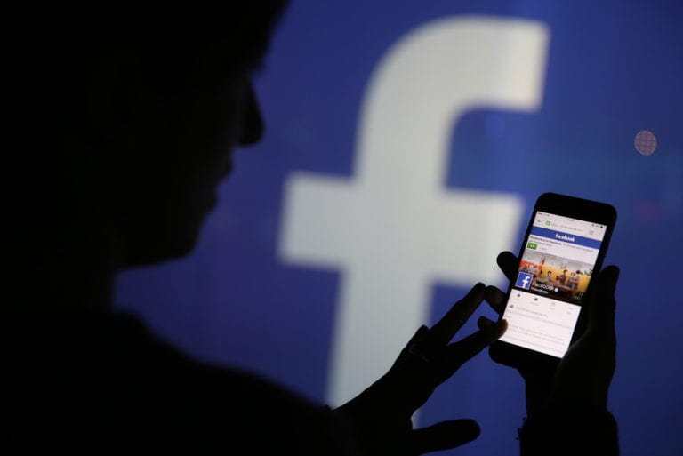 Facebook lansează topicurile pentru secţiunea video Watch