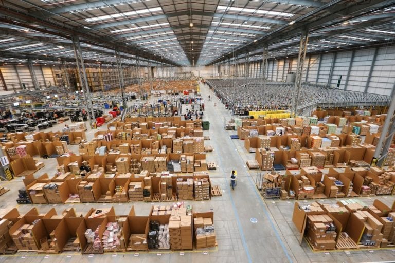 Gigantul Amazon se confruntă cu greve masive la depozitele din Germania