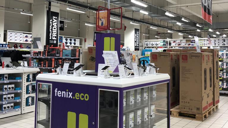 Start-up-ul local fenix.eco se asociază cu Auchan pentru a comercializa smartphone-uri recondiţionate, la prețuri cu până la 50% mai mici