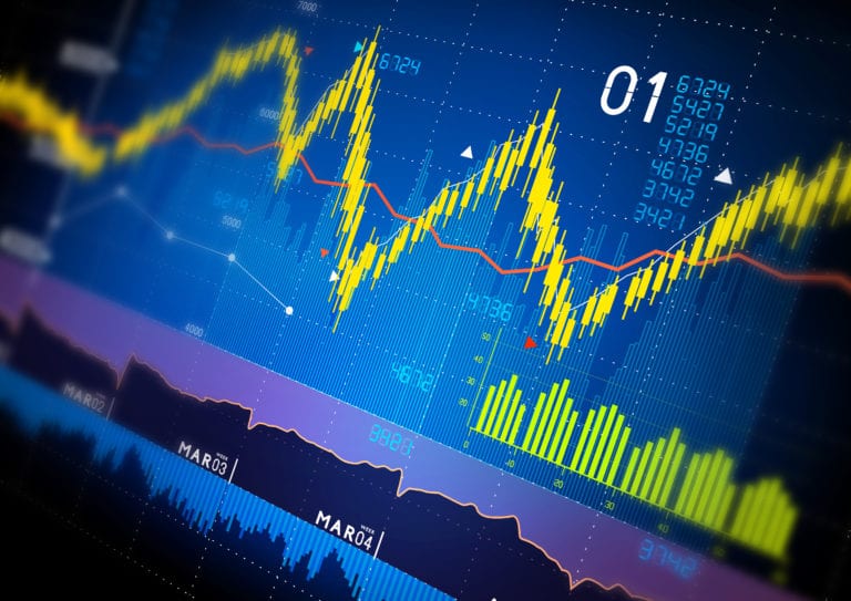 Business internaţional. XTB: China şi SUA vizează reglementări care să reducă din avântul giganţilor din IT