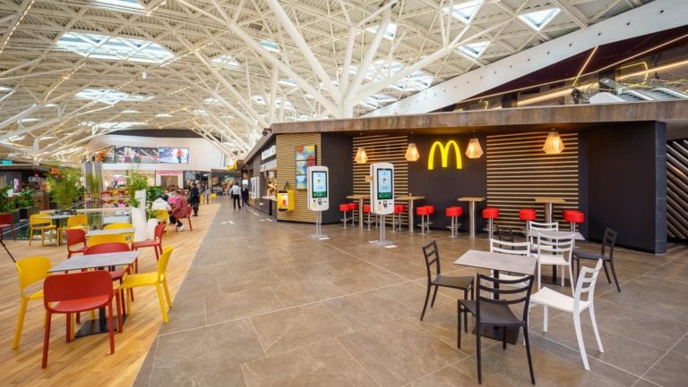 McDonald’s a investit anul acesta 1,8 milioane de euro în digitalizarea restaurantelor