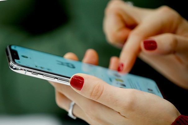 Producătorul de telefoane mobile iHunt Ploieşti are aprobarea acţionarilor pentru o emisiune de obligaţiuni de 7 mil. lei pe 4 ani şi cu o dobândă de maxim 9% pe an
