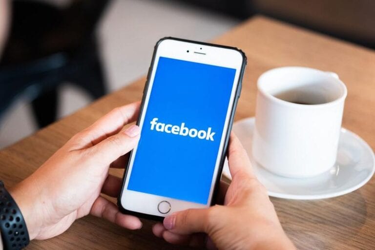 Facebook a avut cel mai bun an din istoria sa, cu venituri și profit record. Zilnic, 2,6 miliarde de oameni intră pe aplicațiile sale