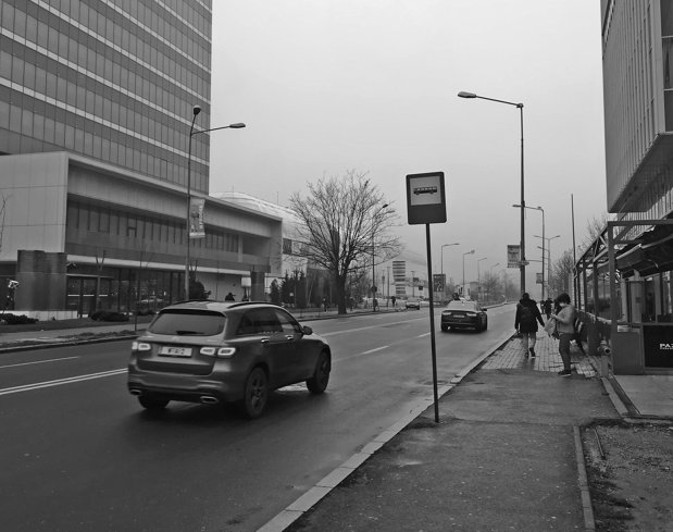 Zona din Bucureşti unde lucrau peste 100.000 de oameni pe care pandemia a transformat-o total şi acum pare părăsită