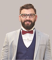 Start-up-ul Sitter.ro a reuşit să atragă o finanţare de 30.000 euro, dar mai are nevoie de investiţii: Ne trebuie circa 250.000 euro pentru scalarea serviciilor. În prezent, platforma Sitter.ro, prezentată pe larg în cadrul emisiunii ZF IT Generation, este disponibilă în Timişoara, Cluj şi Braşov, iar începând de luna aceasta şi în Bucureşti