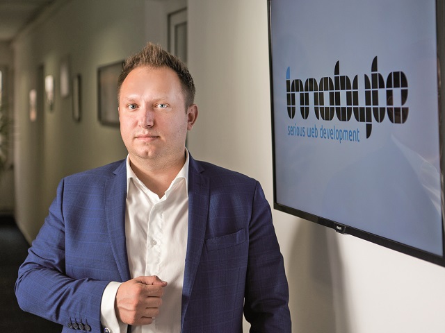 Dezvoltatorul de soluţii software pentru e-commerce Innobyte: Anul acesta businessul va depăşi pragul de 2 mil. euro. Compania vrea să ajungă la 50 de specialişti în e-commerce anul acesta, plus 25%