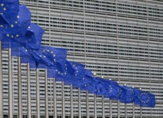 Comisia Europeană trece la infringement: 24 de state membre, inclusiv România, nu au transpus noile norme UE în telecomunicații