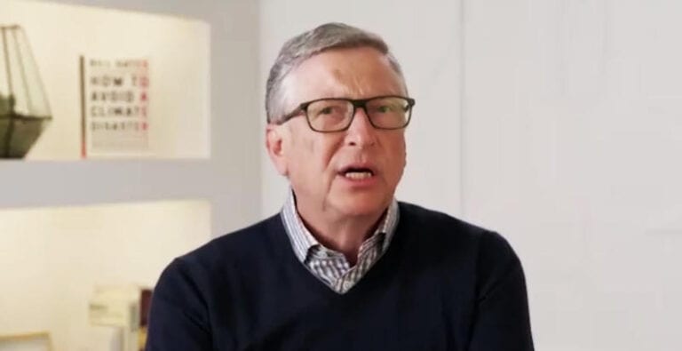 Bill Gates îi previne pe cumpărătorii de Bitcoin: Dacă aveți mai puțini bani decât Elon Musk, fiți prudenți!