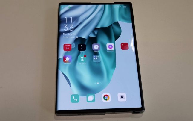 OPPO X 2021, smartphone concept cu ecran rulabil