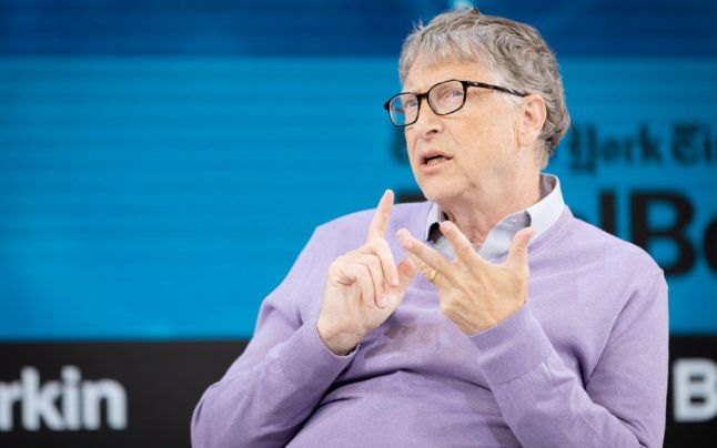 Ce smartphone preferă Bill Gates dintre iPhone şi Android