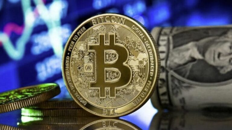 Bitcoin a depăşit din nou pragul de 50.000 de dolari