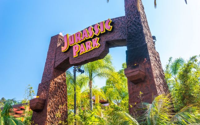 Cofondatorul Neuralink spune că putem construi Jurassic Park, recrea dinozauri şi specii noi