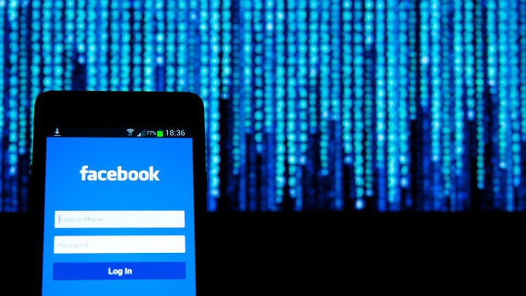 Facebook n-are de gând să-ți zică dacă ești printre acei 553 de milioane de păgubiți, iar motivele sunt de tot râsul Facebook n-are de gând să-ți zică dacă ești printre acei 553 de milioane de păgubiți, iar motivele sunt de tot râsul