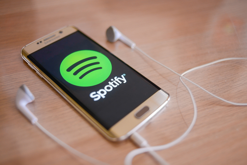Spotify lansează propriul asistent vocal