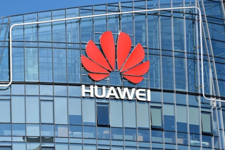 Proiectul legii 5G, care ar putea exclude Huawei din rețelele de comunicații, adoptat fără amendamente de comisiile raportoare din Camera Deputaților