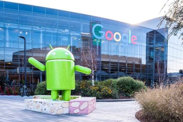 Google lansează o aplicaţie de tablete pentru filme, jocuri şi cărţi