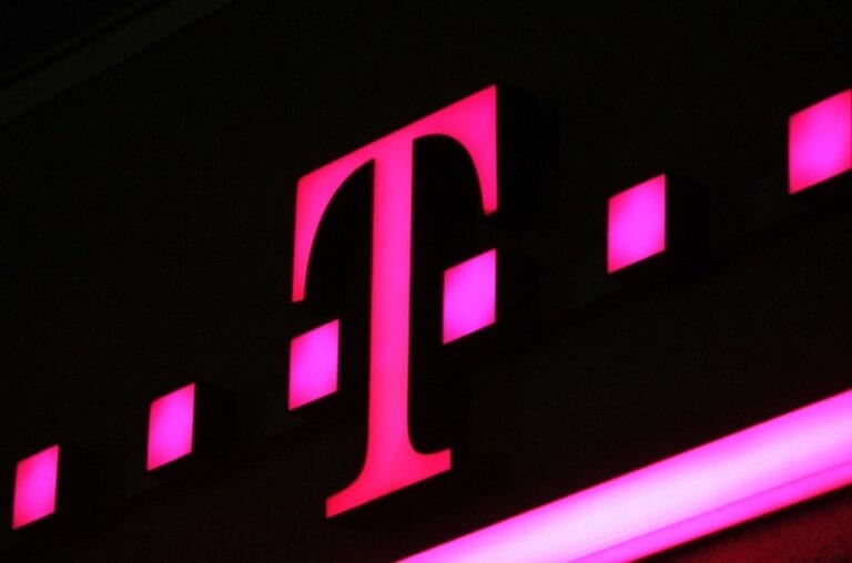 Grupul Telekom Romania a înregistrat în primul trimestru al anului o creştere de 2% a EBITDA, de 34,5 milioane de euro, veniturile au scăzut la 210 milioane de euro