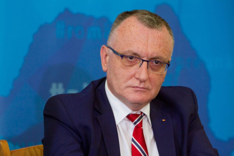 Ministrul educaţiei, Sorin Cîmpeanu: Sub tutela proiectului România Educată avem 1,13 mld. euro dintre cele 3,6 mld. euro din PNRR. Peste 30% din resursele integrate la nivelul reformei România Educată vizează digitalizarea