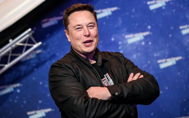 Elon Musk, ţinta grupului Anonymous. Ce mesaj i-au transmis hackerii: Oamenii încep să te vadă ca pe un alt bogat narcisist, disperat de atenţie