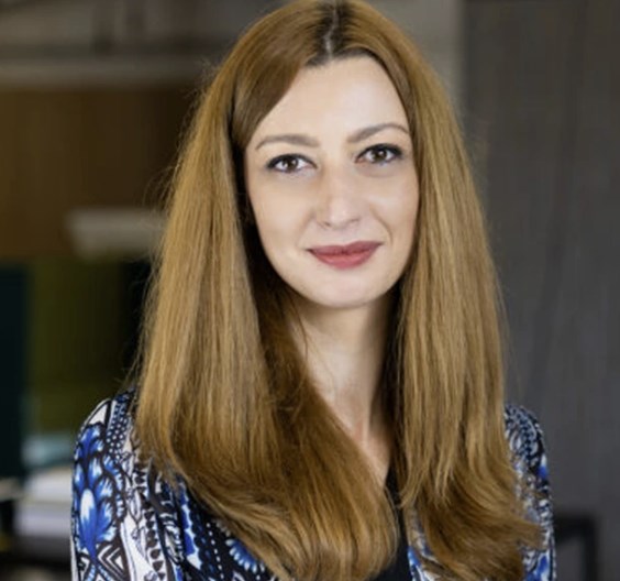 UiPath Foundation și Brio dezvoltă primul test de evaluare a literației digitale din România