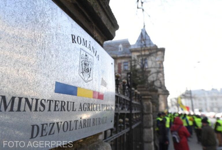 Sporul de antenă: Peste 600 de angajați din Ministerul Agriculturii își rotunjesc astfel veniturile. Ce sume au primit și cine a făcut măsurătorile