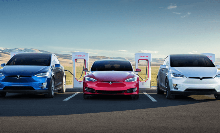 14 lucruri pe care le poți găsi pe mașinile Tesla și nu pe alte modele