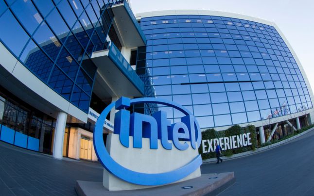 Intel ar putea cumpăra un producător de cipuri deţinut anterior de AMD