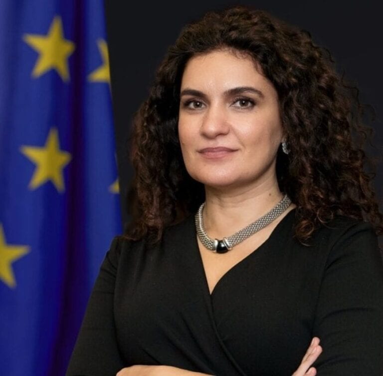 Ramona Chiriac, noul Şef al Reprezentanţei CE la Bucureşti: “Avem în faţă o oportunitate unică de a transforma România cu NextGenerationEU”, fiind un mentor dedicat realizării egalității de gen și spargerii “plafonului de sticlă”