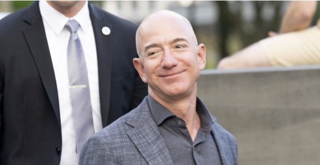 Amendă RECORD pentru Amazon în UE: 746 de milioane de euro pentru compania fondată de Jeff Bezos