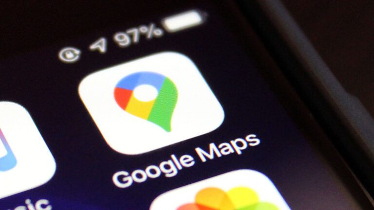 Google Maps oferă, în sfârșit, Dark Mode pe iPhone