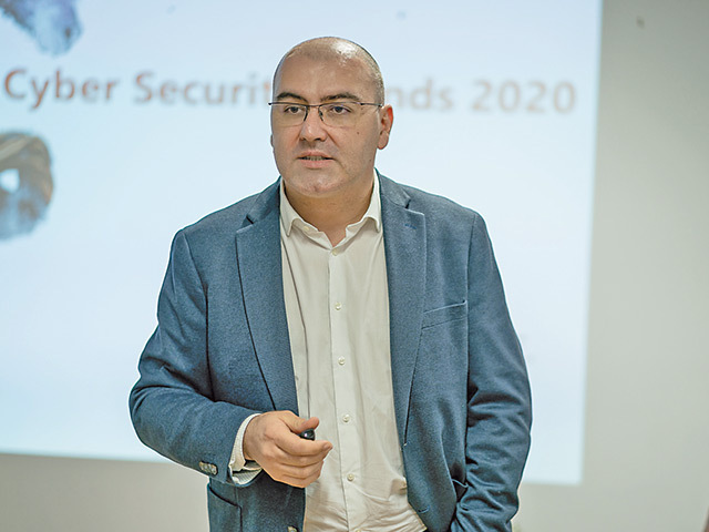 Încă o companie americană de IT deschide un hub de suport tehnic în România. SonicWall a făcut primele recrutări şi are în plan zeci de angajaţi. Compania de securitate cibernetică a avut în 2020 vânzări “peste aşteptări” în România