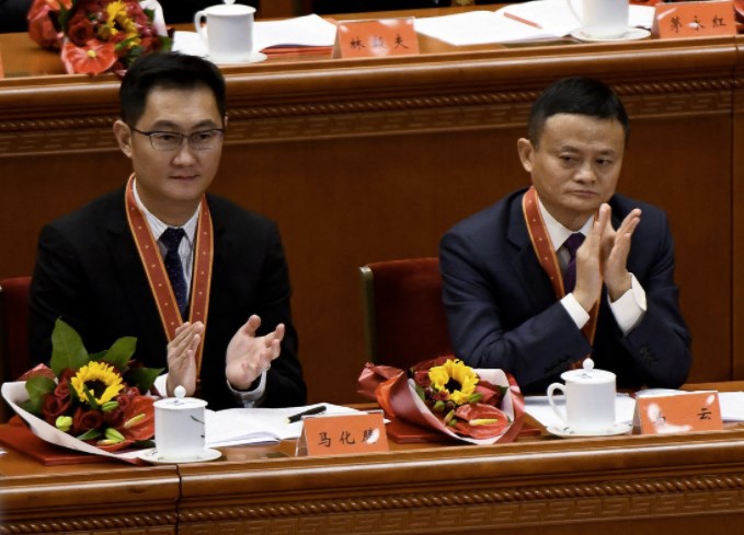 Giganţii chinezi, în căutarea „prosperităţii comune”: Alibaba promite să ofere 15,5 miliarde de dolari micilor companii din China. Acţiunile, minus 3,6%