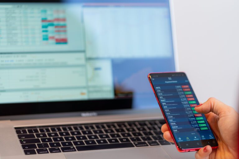 Ce randamente au adus investitorilor listările din ultimii doi ani: de la minus 54,4% pentru Bonas, la plus 1.772% în cazul SafeTech