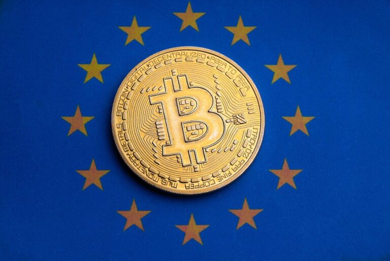 Uniunea Europeană anunţă că va investi în blockchain şi în infrastructura de prelucrare a datelor