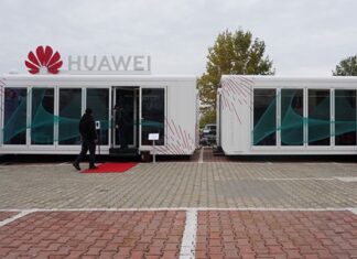 Huawei îşi prezintă noua viziune Gigabit accesibil oriunde, Ultra-automatizare, Comunicare inteligentă multi-cloud și Experiență diferențiată într-o caravană mobilă cu truck-uri tehnologice