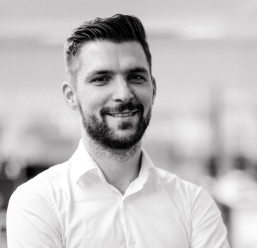 Unicornul românesc Elrond achiziționează compania Capital Financial Services, deținătoarea primei licențe de e-money din România