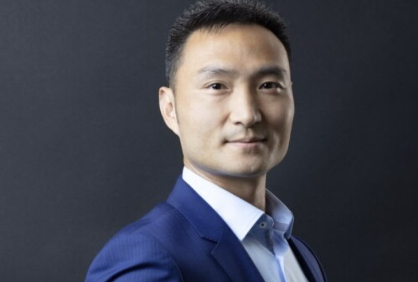 Andy Fang, Country Manager Huawei Consumer Business Group Romania: “Se preconizează faptul că smartphone-urile 4G vor domina piața pentru următorii 2 ani”