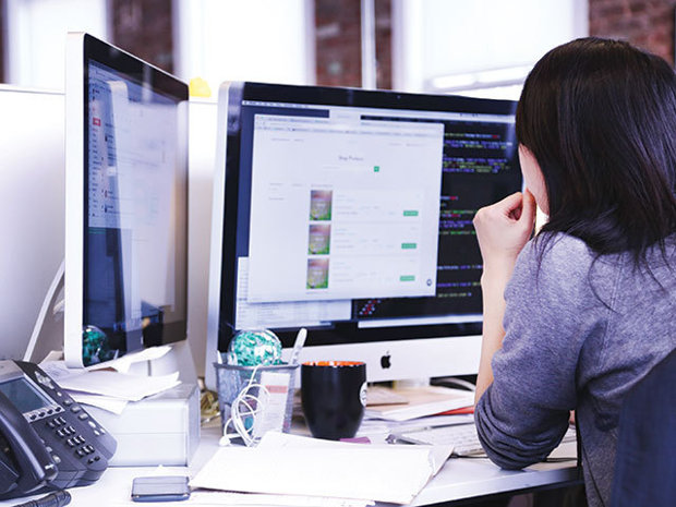 Joburi în IT cu salarii de până la 4.000 de euro. Ce candidaţi se caută