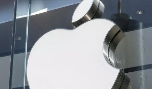 Amazon și Apple au primit amenzi de 200 milioane euro din partea Italiei