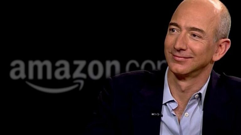 Jeff Bezos donează 100 de milioane de dolari către Obama Foundation, în onoarea congresmanului John Lewis, un luptător pentru drepturile civile