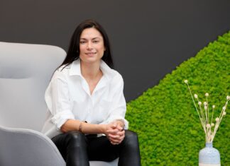 FLOWX.AI deschide un birou la Paris, după ce la finalul lui 2021 a obținut o finanțare seed de 8.5 milioane USD, a doua ca mărime de acest tip din Europa