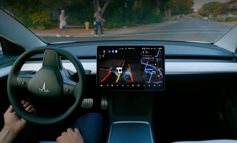 Experții din industrie „jignesc” modul Full Self-Driving de pe Tesla, spre indignarea lui Elon Musk