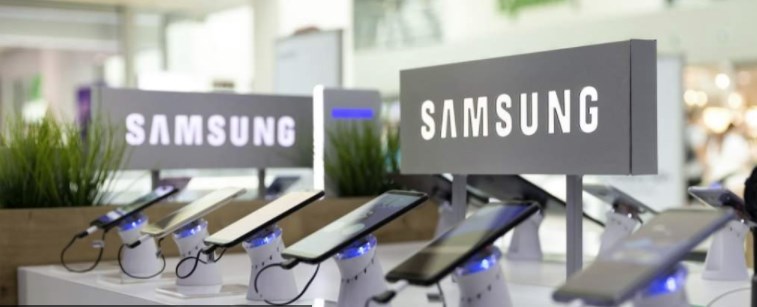 Samsung se aşteaptă la o cerere ridicată de cipuri şi vrea să vândă mai multe smartphone-uri în 2022