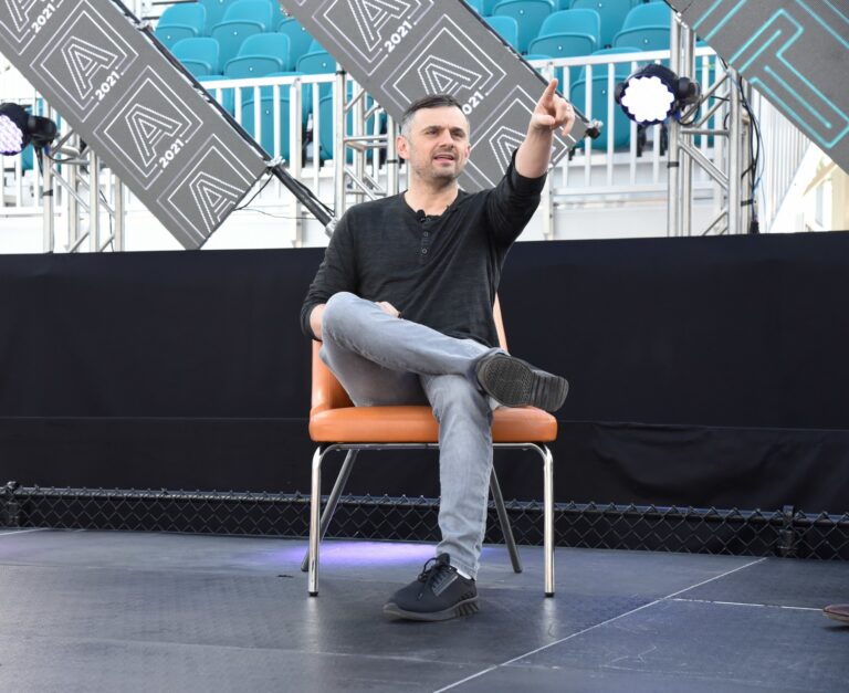 Gary Vaynerchuk, antreprenor și influencer, va deschide un restaurant cu acces doar pe bază de NFT