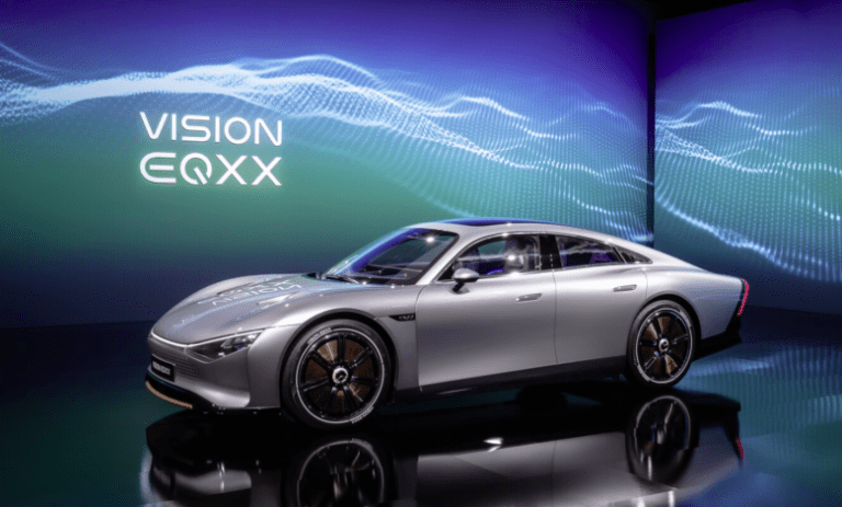 Acest Mercedes-Benz Vision EQXX a parcurs peste 1000 de kilometri dintr-o singură încărcare Acest Mercedes-Benz Vision EQXX a parcurs peste 1000 de kilometri dintr-o singură încărcare