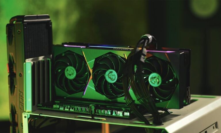 Faceți cunoștință cu RTX 3090 Ti, cea mai puternică placă video de gaming de pe piață! (review)